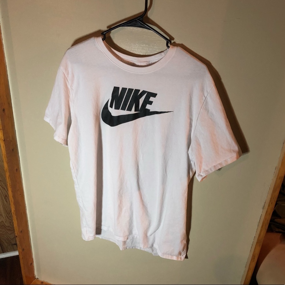 Men’s Nike T-shirt